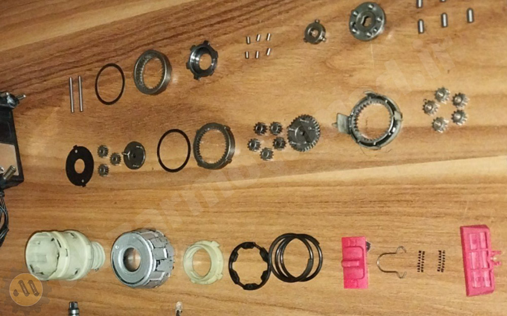 تعمیر دریل شارژی رونیکس